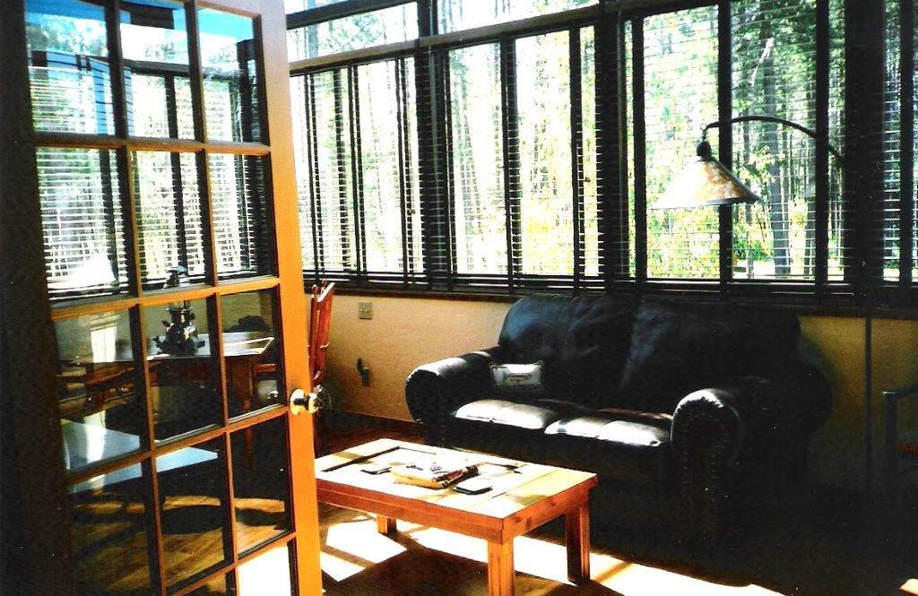 Silverwolf Log Chalets Coram ภายนอก รูปภาพ
