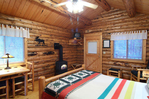 Silverwolf Log Chalets Coram ภายนอก รูปภาพ