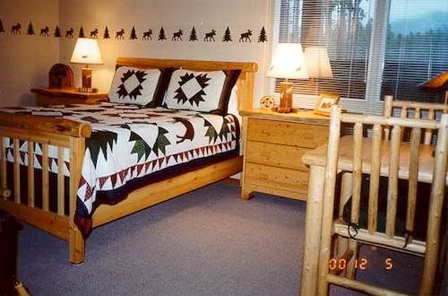 Silverwolf Log Chalets Coram ภายนอก รูปภาพ